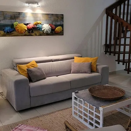 Duplex Cosy Climatise Avec Piscine St Raphael